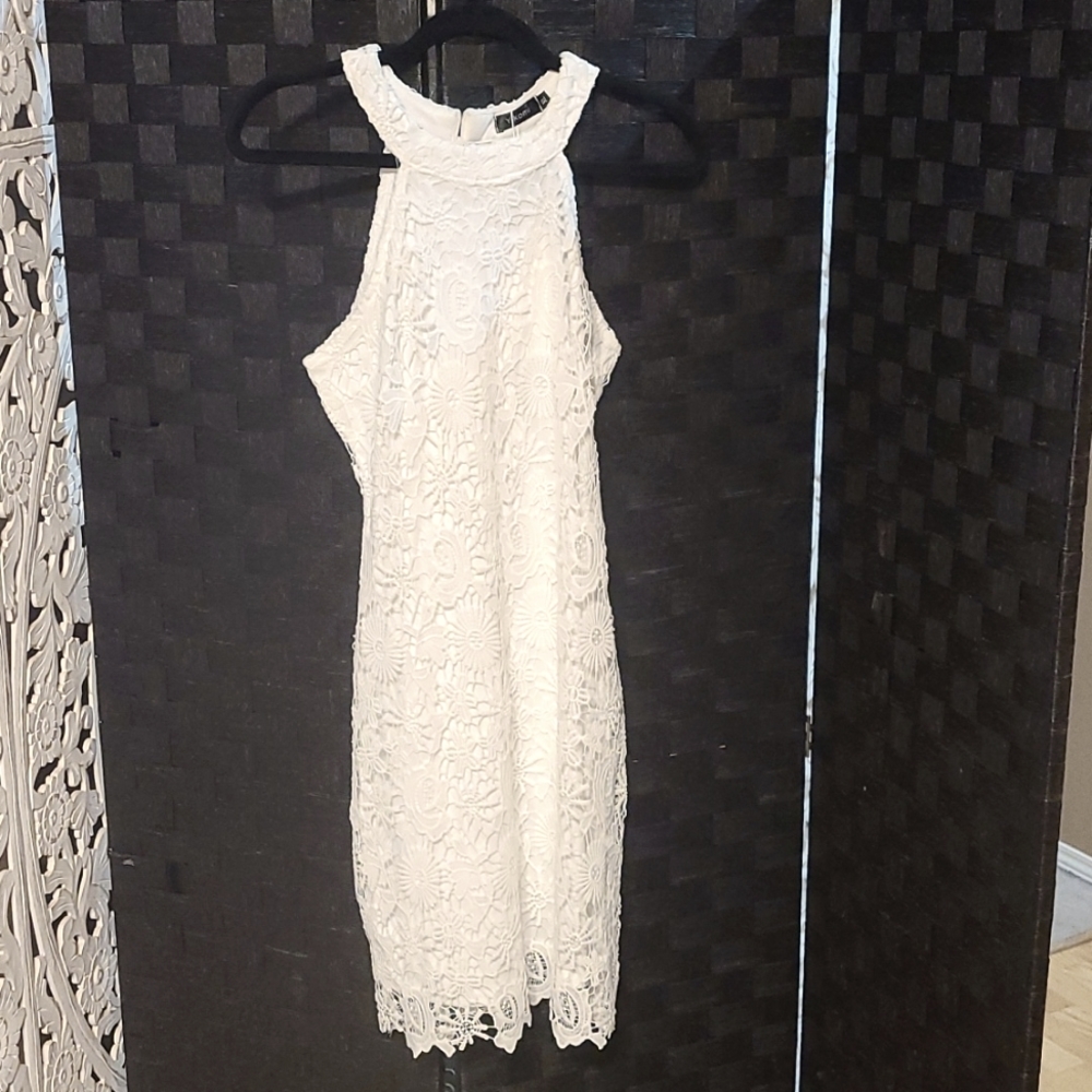 Adorable lace overlay summer dress